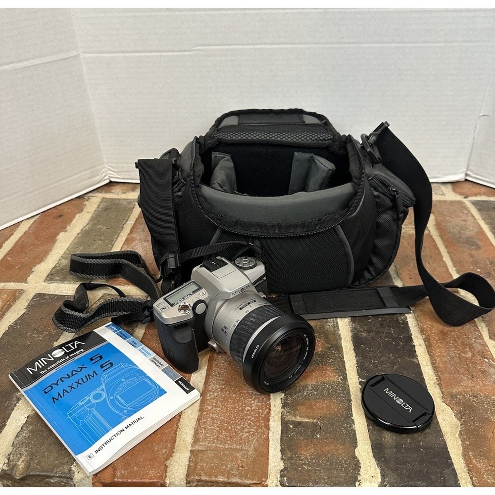 Minolta Maxxum 5 35mm SLR w/ AF Zoom 28-80mm f3.5-5.6D With Case And Manual